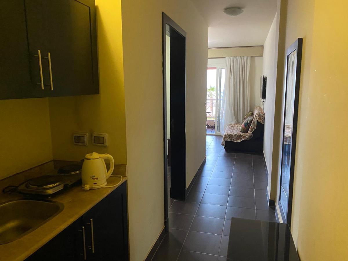 Porto South Beach Royal Sea View Families صف اول بحر مباشر Ain Sukhna Exterior photo