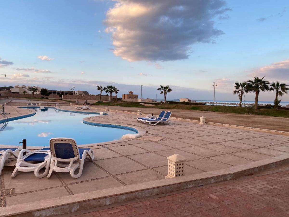 Porto South Beach Royal Sea View Families صف اول بحر مباشر Ain Sukhna Exterior photo