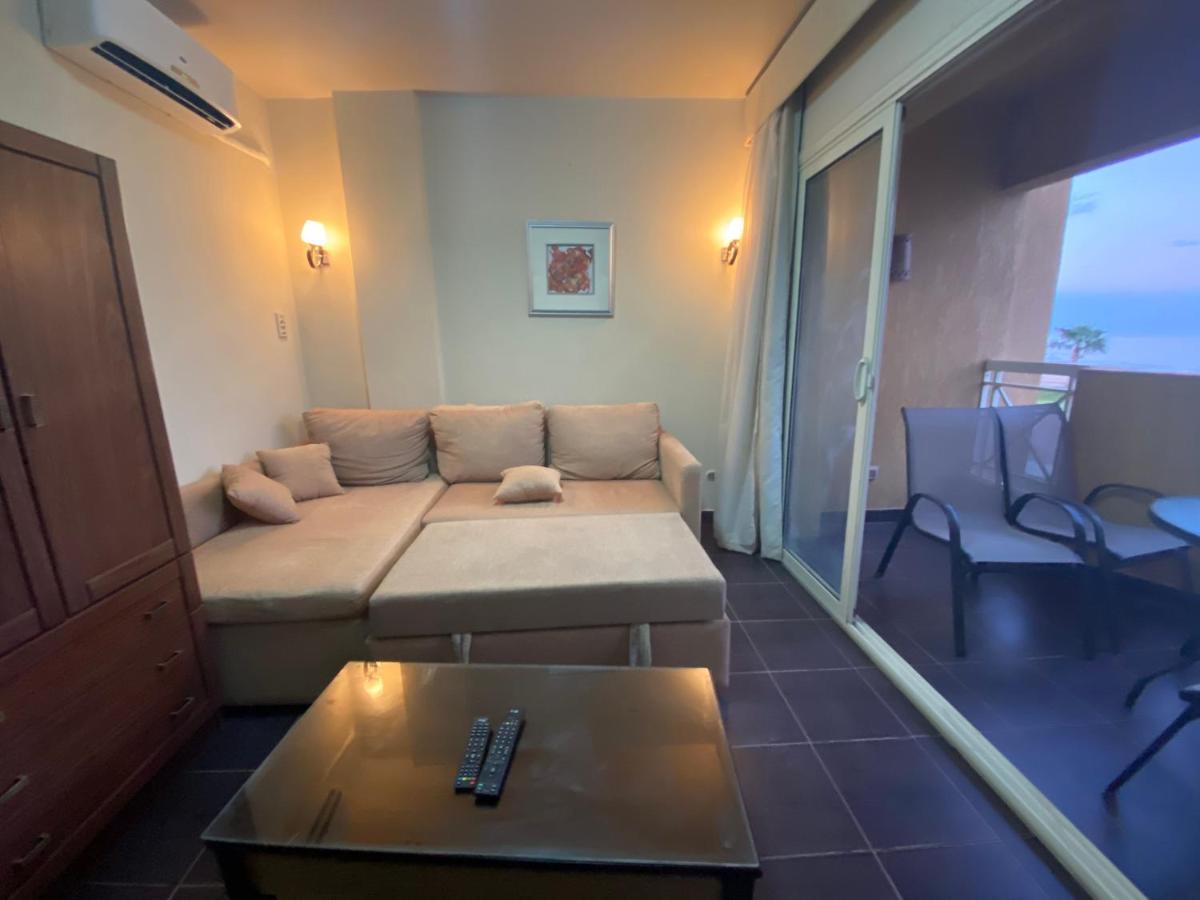 Porto South Beach Royal Sea View Families صف اول بحر مباشر Ain Sukhna Exterior photo