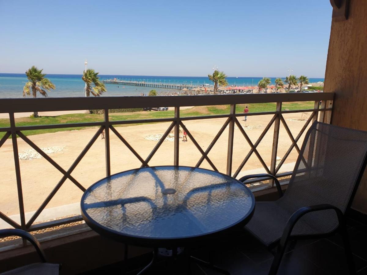 Porto South Beach Royal Sea View Families صف اول بحر مباشر Ain Sukhna Exterior photo