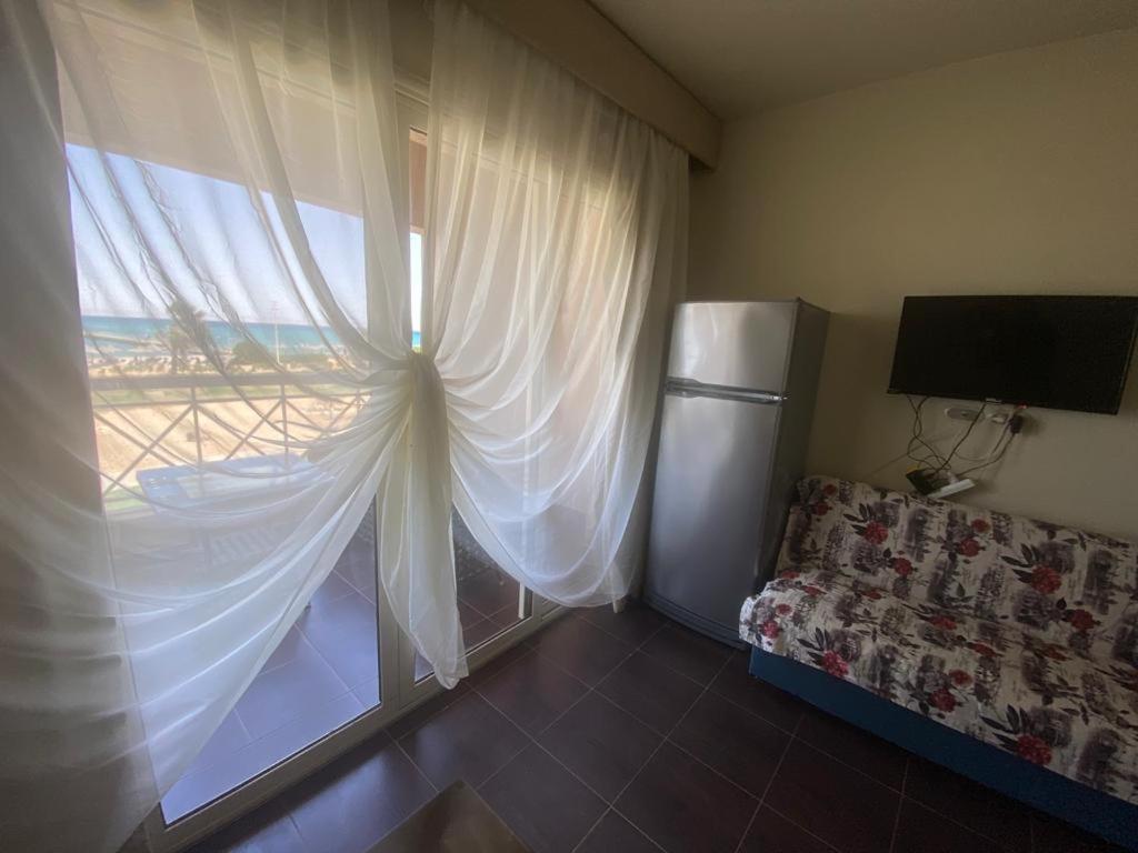 Porto South Beach Royal Sea View Families صف اول بحر مباشر Ain Sukhna Exterior photo